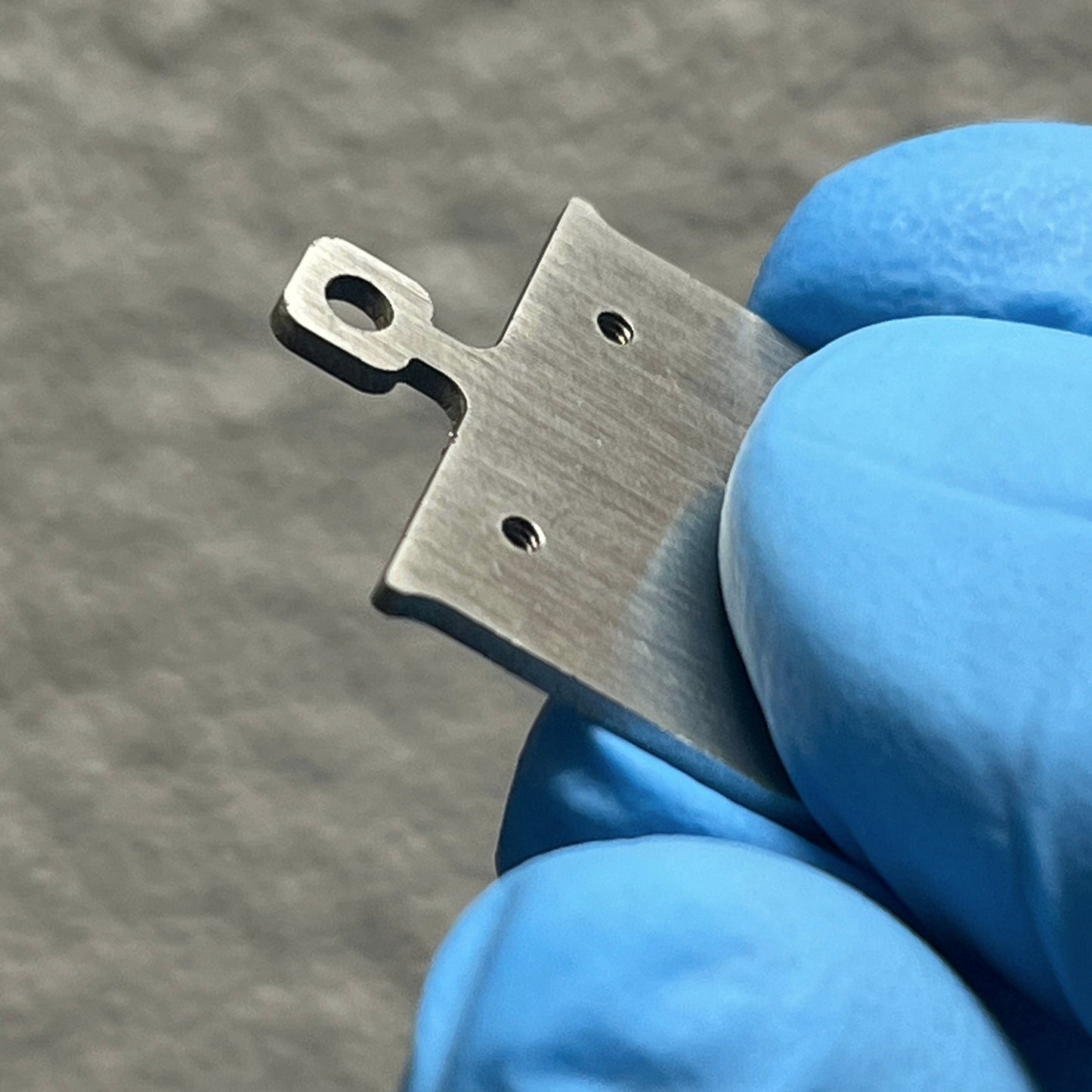 Flag Style Sample Holder Plate 🚩🔬