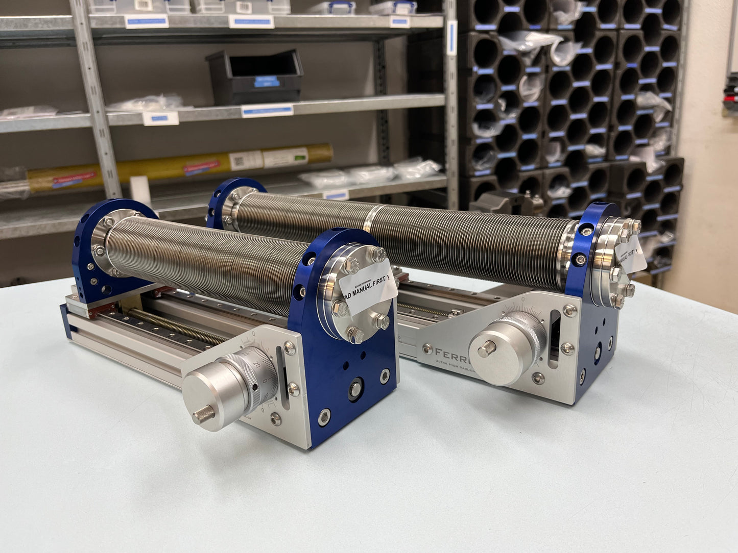 Boomerax™ Z Translation Stage for Precise Positioning in Ultra-High Vacuum (UHV)