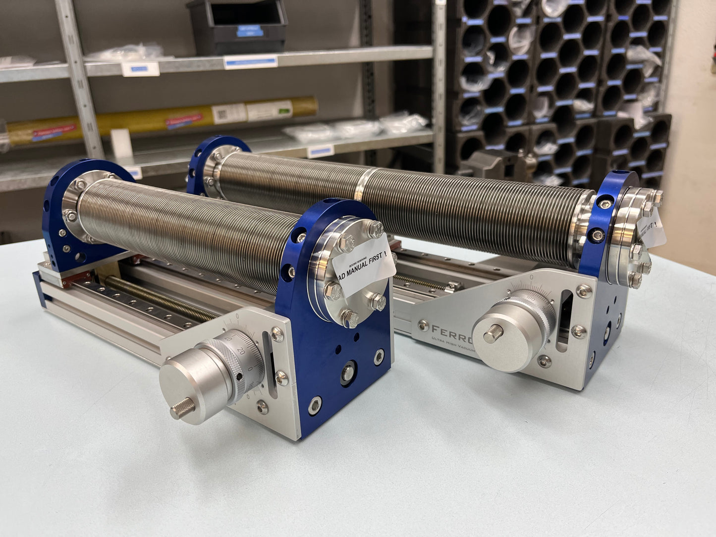 Boomerax™ Z Translation Stage for Precise Positioning in Ultra-High Vacuum (UHV)