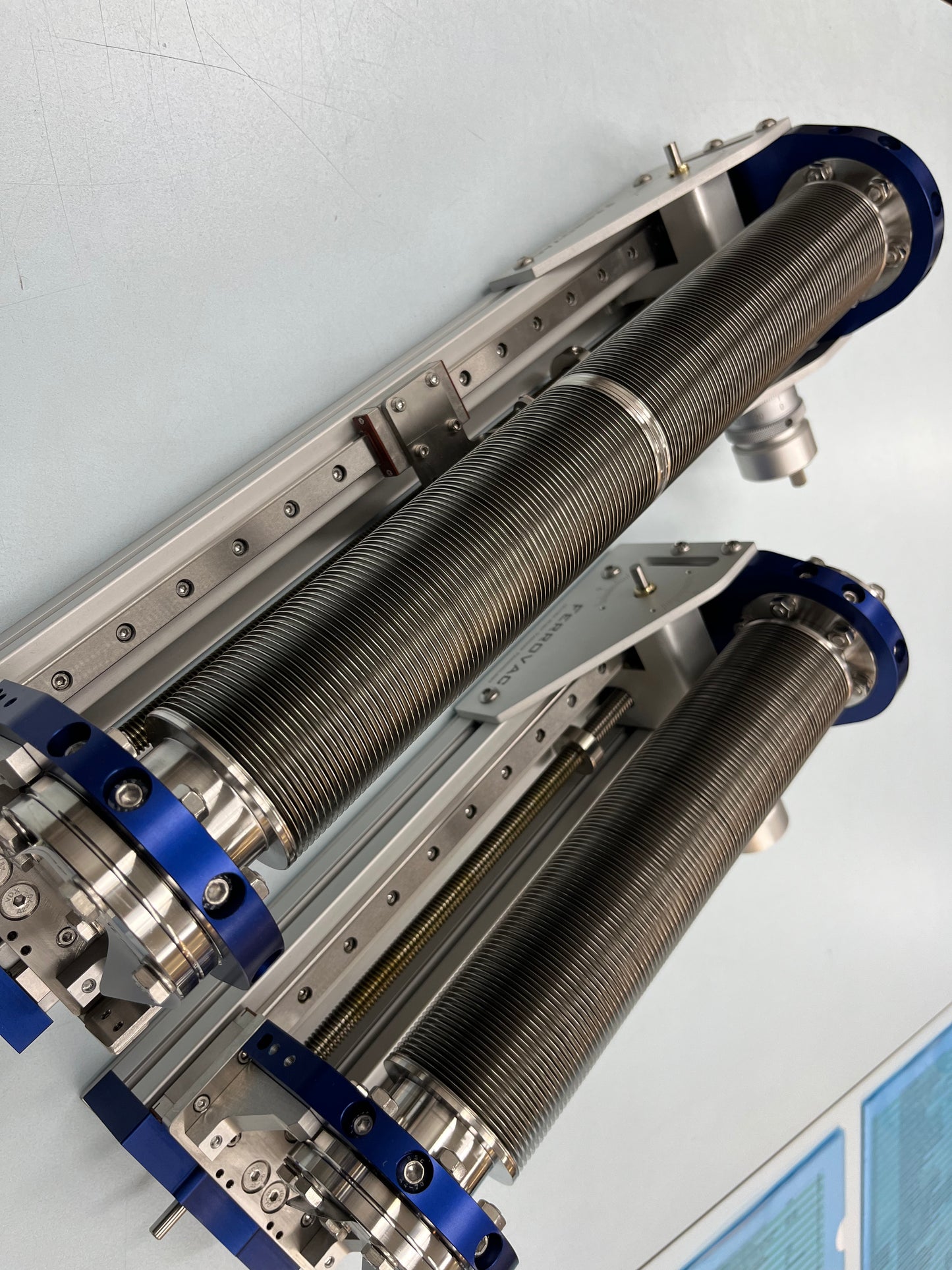 Boomerax™ Z Translation Stage for Precise Positioning in Ultra-High Vacuum (UHV)